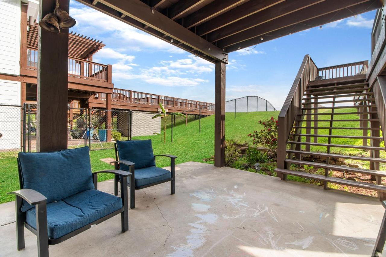 Luxury Waterfront Home Family And Pet Friendly Near Surfside Beach 11 Mins Freeport Zewnętrze zdjęcie