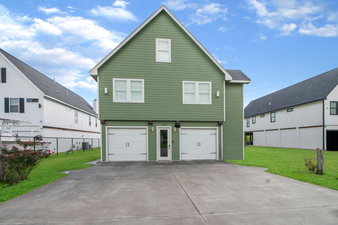 Luxury Waterfront Home Family And Pet Friendly Near Surfside Beach 11 Mins Freeport Zewnętrze zdjęcie