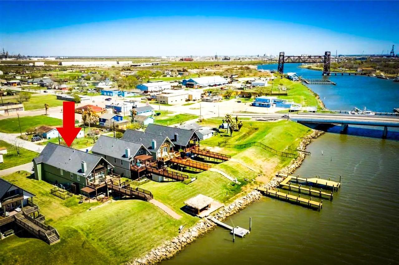 Luxury Waterfront Home Family And Pet Friendly Near Surfside Beach 11 Mins Freeport Zewnętrze zdjęcie