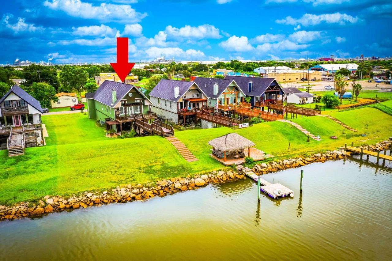 Luxury Waterfront Home Family And Pet Friendly Near Surfside Beach 11 Mins Freeport Zewnętrze zdjęcie