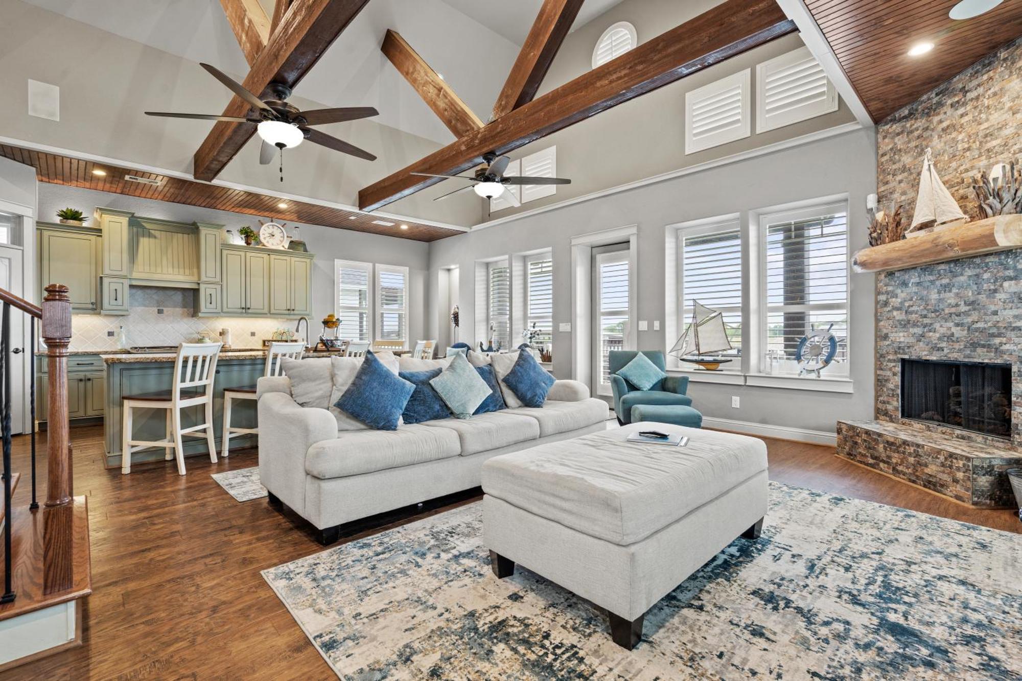 Luxury Waterfront Home Family And Pet Friendly Near Surfside Beach 11 Mins Freeport Zewnętrze zdjęcie